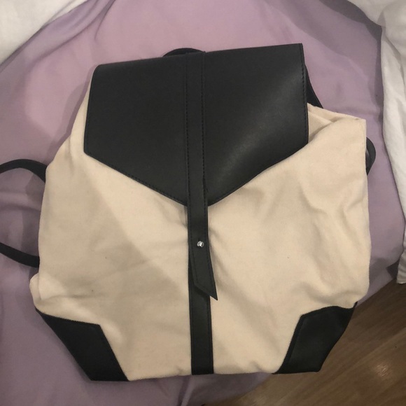 Deux Lux Demi Backpack - Picture 2 of 2